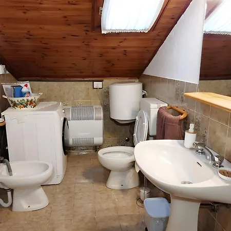 Chez Emilia Mansarda Apartment Aosta